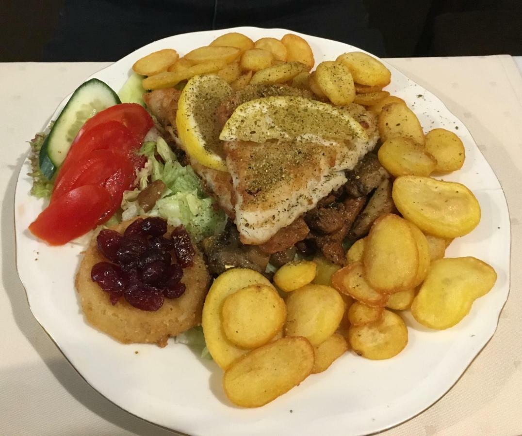 A&P Motel Mikolow Kültér fotó